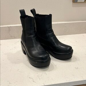 Everlane puffs boot 8